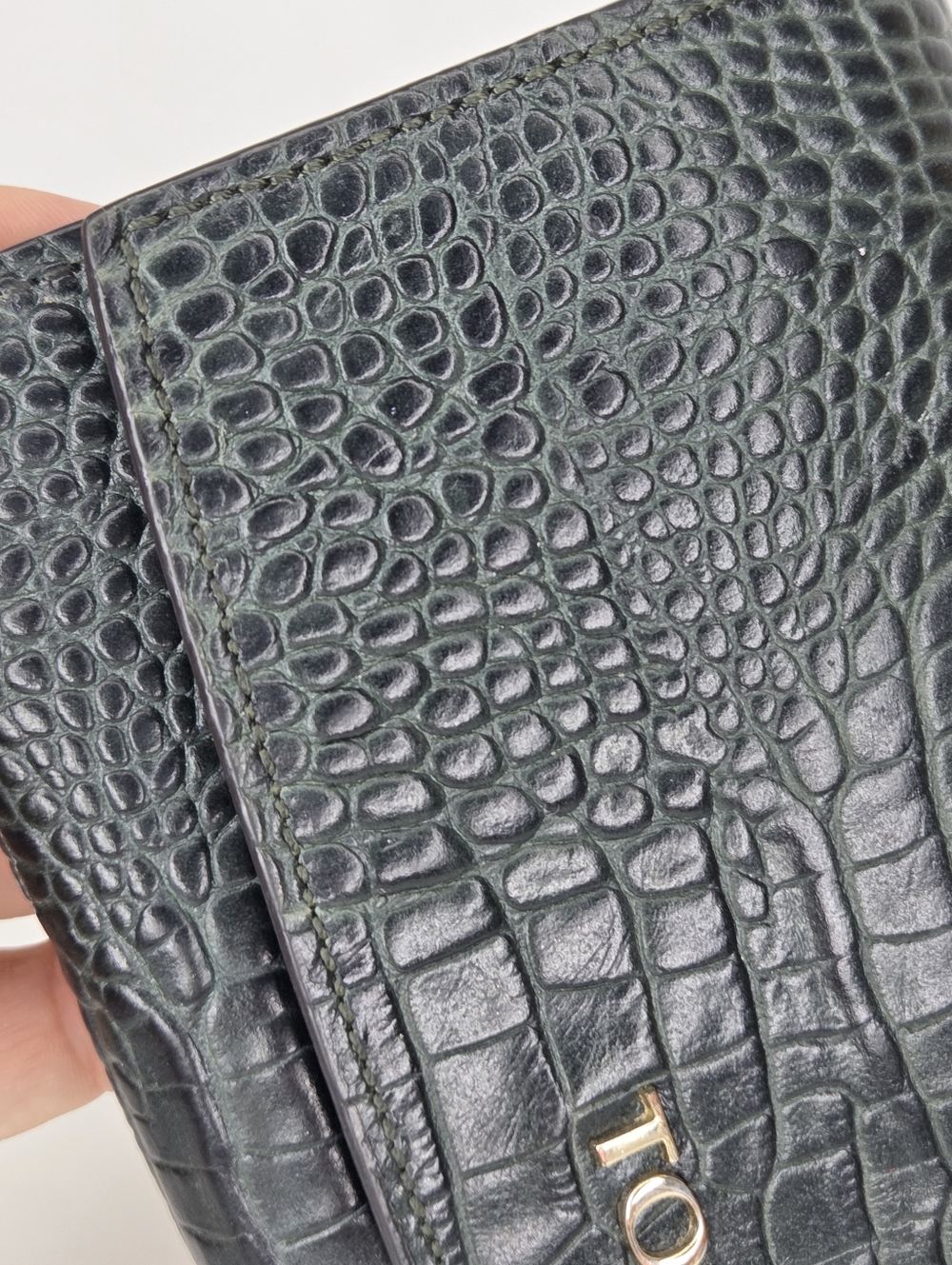 TOUS Dark Green Croc-Embossed Leather Wallet - Picture 12 of 16